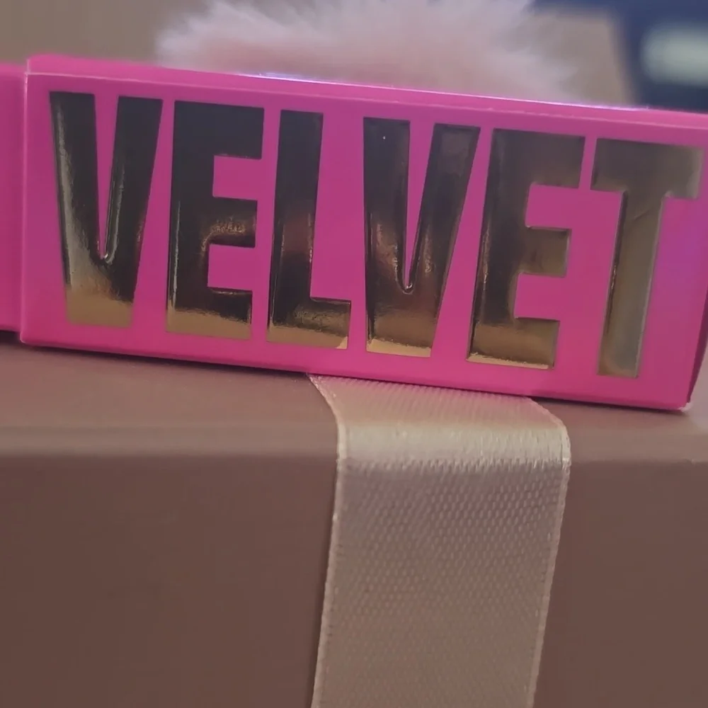 Always Faithful- Velvet Trap Lipstick - Jeffree Star